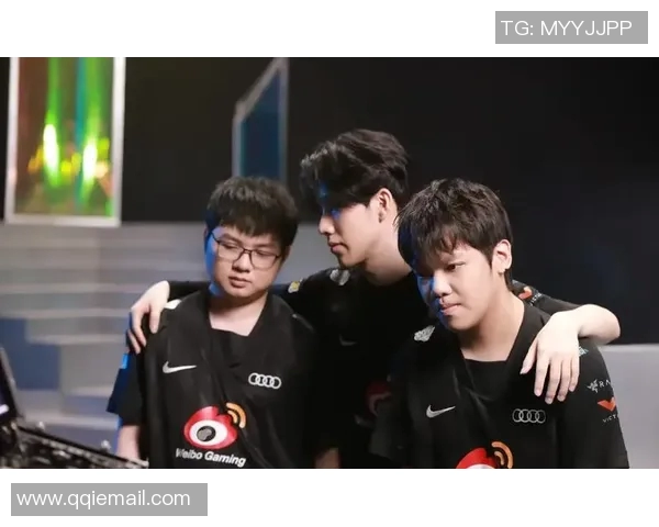 高校联赛分析：FPX团队协作能力的全面提升与战术执行力探讨