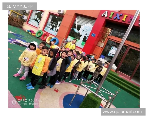 卓尔与建业激战正酣实况比赛精彩瞬间回顾与分析 卓尔与建业激战正酣实况比赛精彩瞬间回顾与分析