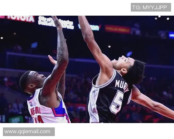 德章泰穆雷在NBA赛季中的表现分析与未来展望