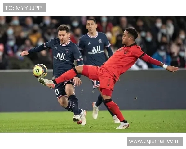 法甲焦点战巴黎圣曼迎战梅斯争夺三分全力以赴展现实力 法甲焦点战巴黎圣曼迎战梅斯争夺三分全力以赴展现实力