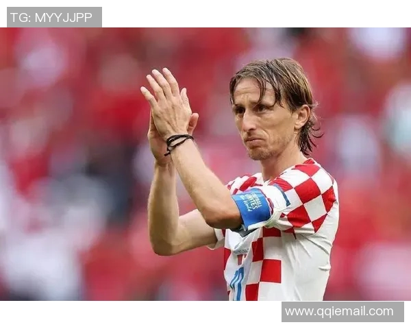 莫德里奇：足球场上的艺术家与战士，如何书写传奇人生