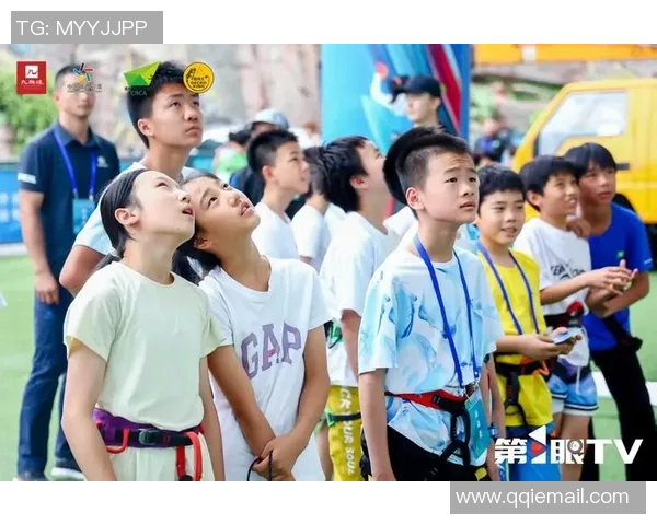 重庆攀岩队在世界滑板锦标赛中以96分稳居积分榜首位